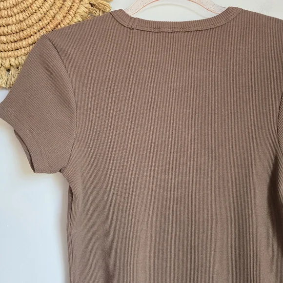 PACT Organic Ribbed Tee & LULULEMON Crew Love Tshirt Sustainable Top Lot Medium - Picture 8 of 15